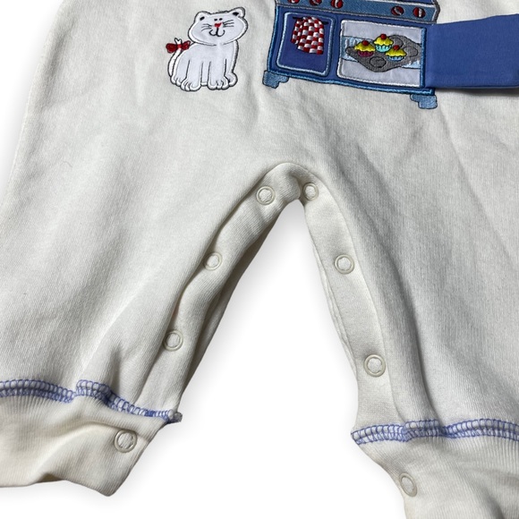 Vintage City Kids NWOT Sweatshirt One Piece Cat Kitchen Unique Embroidered 3/6 M - Picture 3 of 9